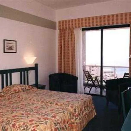 Escola Funchal (Madeira)