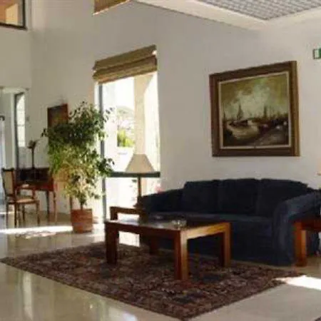 Escola Hotel 4*