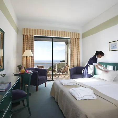 Escola Hotel Funchal (Madeira)