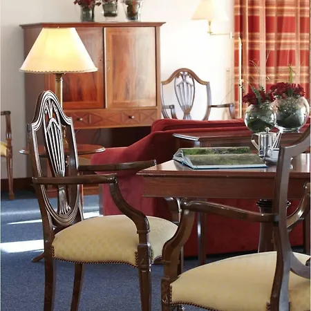 Escola Hotel Funchal (Madeira)