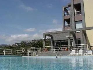 Ξενοδοχείο Escola 4*