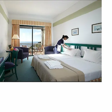 Escola Hotel