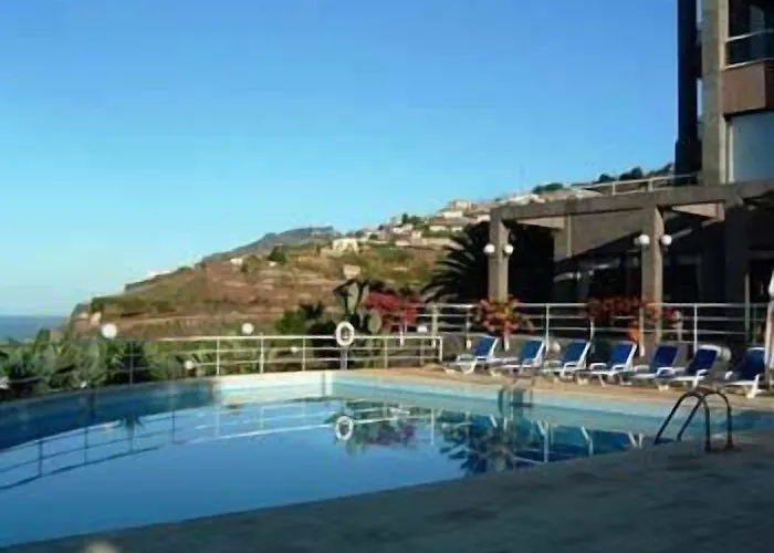 Escola 4* Funchal (Madeira)