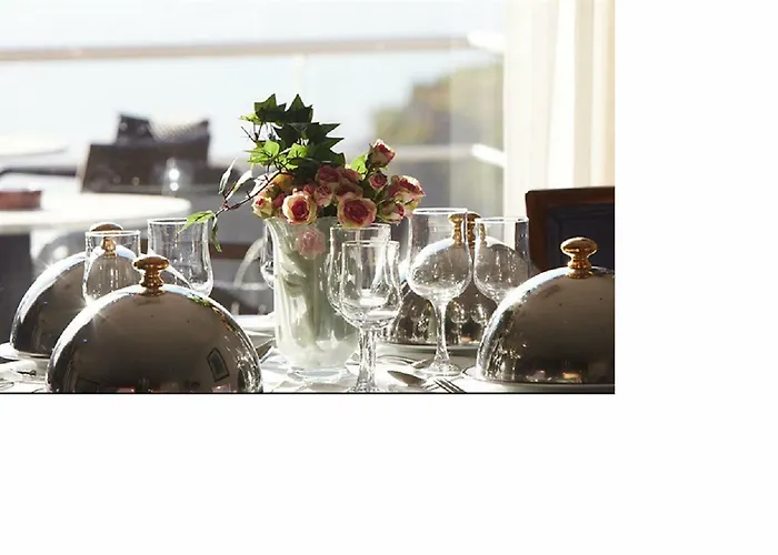 Escola Hotel Funchal (Madeira)