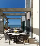 Escola فندق فونشال