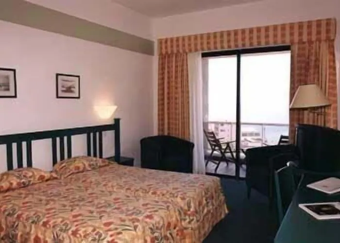 Escola Funchal (Madeira)