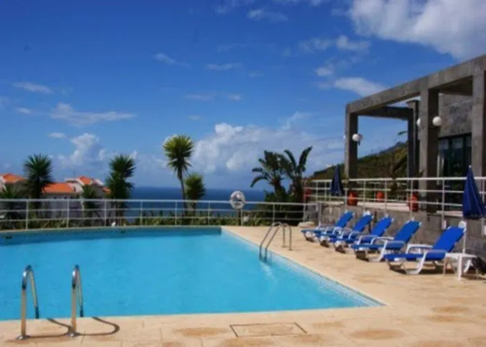 Escola Funchal (Madeira)